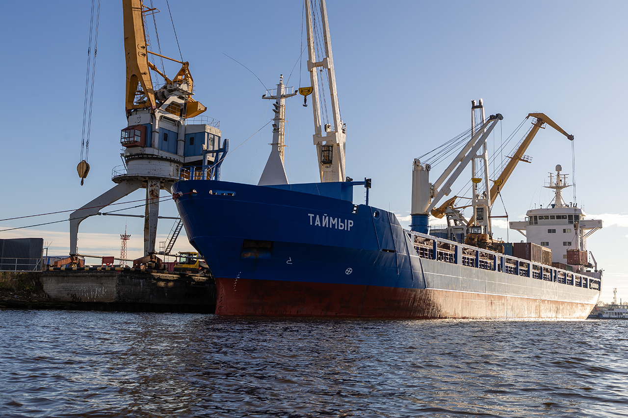 Открываем приемку груза в Архангельске для перевозки в Певек